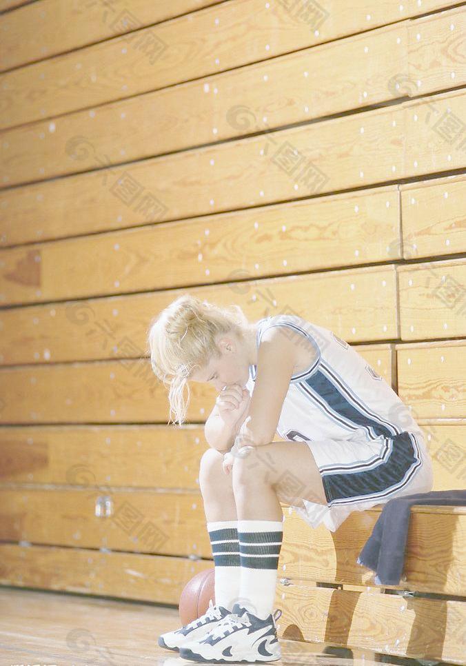 同时也实现 同时也实现