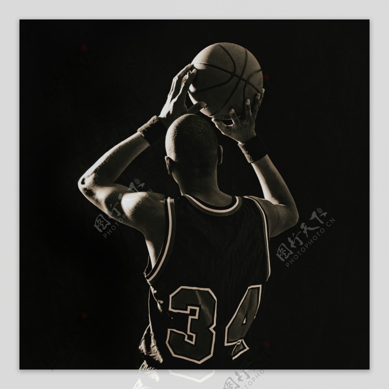 比不仅是两 比不仅是两